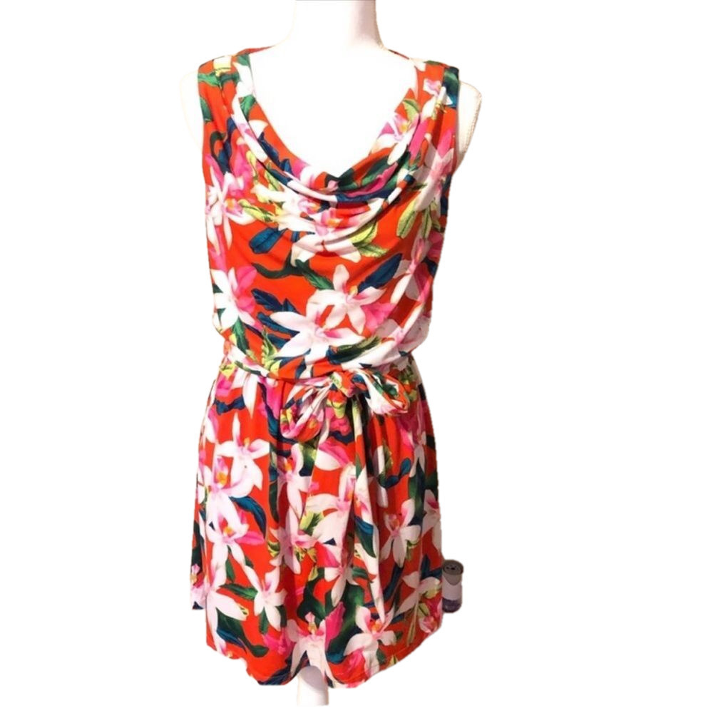 ⭐️ 3 For $15 Express Floral Dress